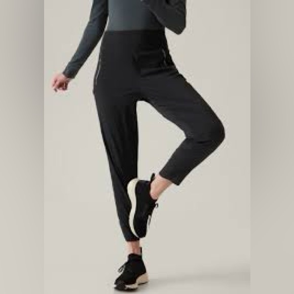 ATHLETA Trekkie North Jogger Pants Black size 2 Newer Version NEW streetwear - Picture 2 of 2